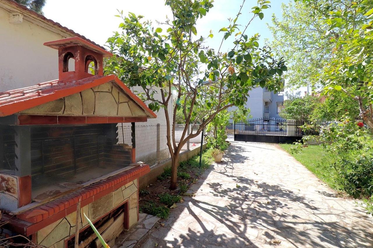 Nikiti Family House Villa Exterior photo